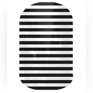 Jamberry “Black & White Skinny (Matte)”